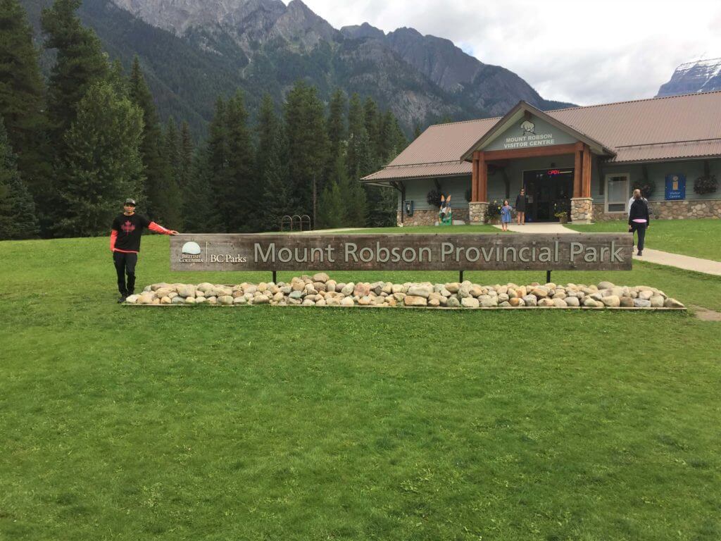 mount robson visitor center