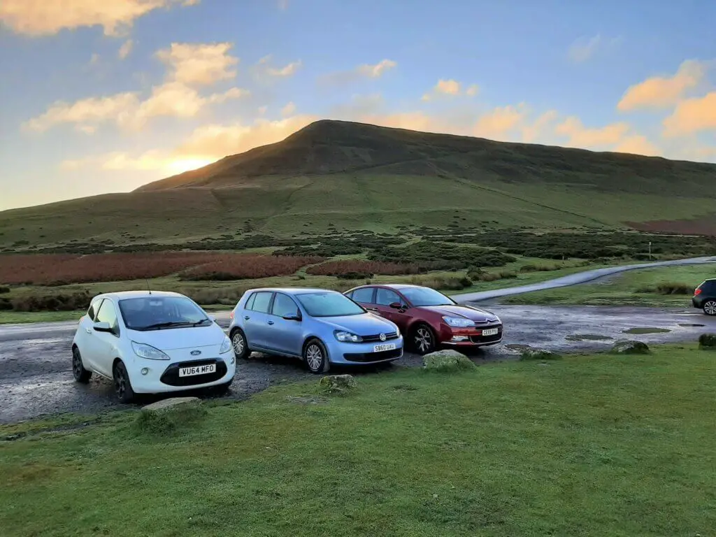 hay bluff car park with the summit in the background