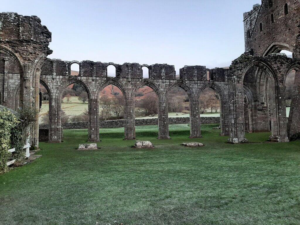 llanthony priory arches