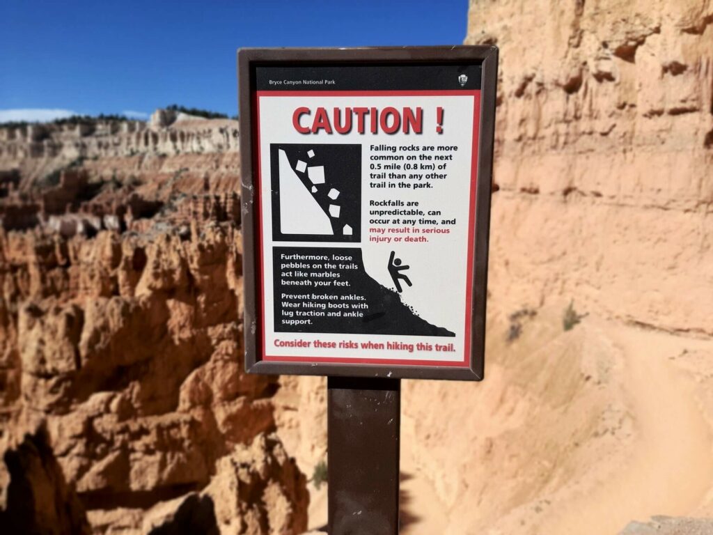 warning sign on the navajo loop trail
