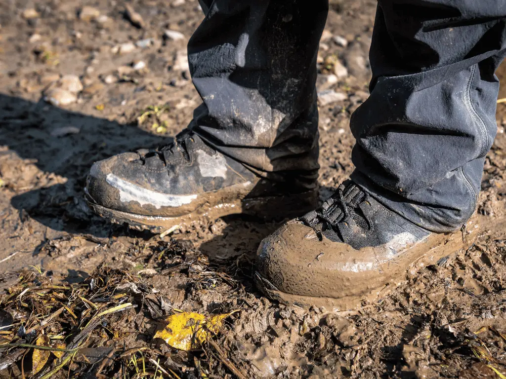 wear waterproof hiking boots to keep your feet dry